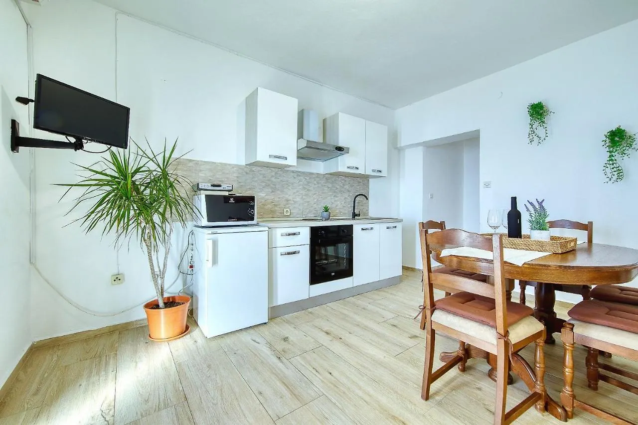 Ferienwohnung Gazic, No 3 Zadar 0*,